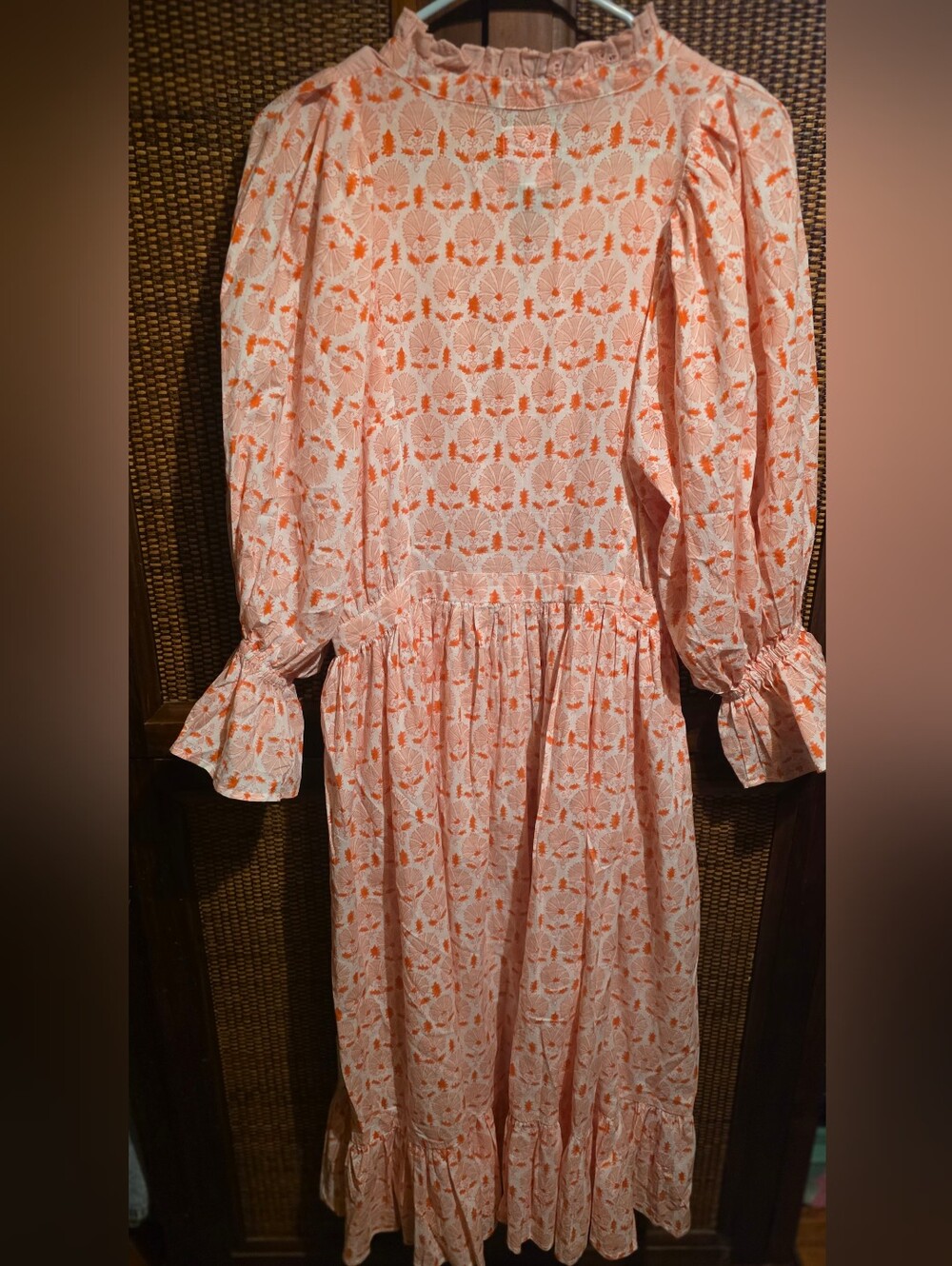 Elizabeth Wilson EUC Medium 21ptp Peach Tassel-Trim Midi Dress - Fit Large - Picture 2 of 4